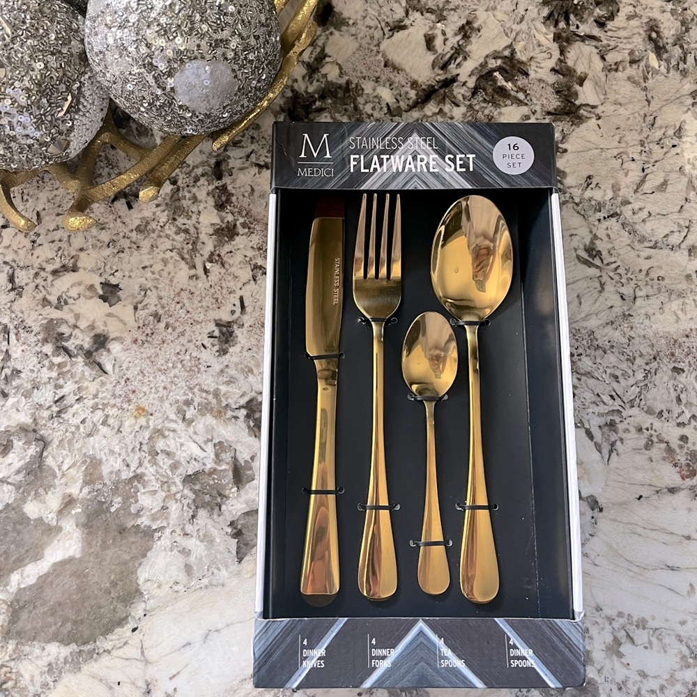 Medici Stainless Steel Gold Silverware - 16 Piece